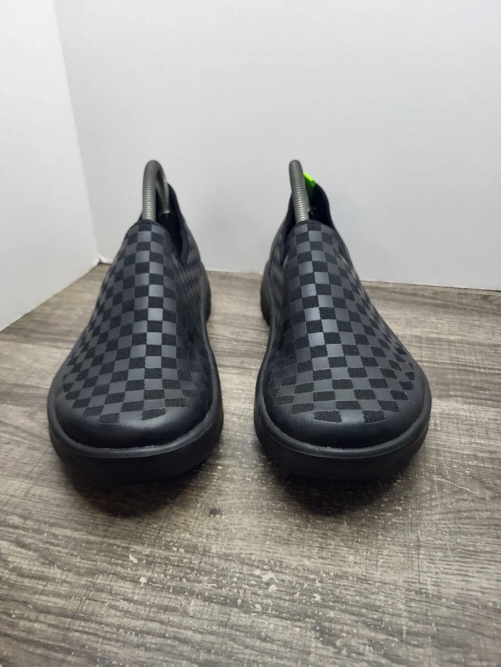 Oofos Oomg Eezee Low Checkered Shoe Sneakers Black Women's Size 11